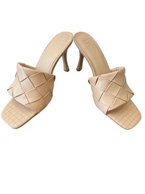Like New INC International Concepts Tan Woven Square-Toe Mule Heels